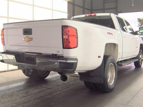 Used 2019 Chevrolet Silverado 3500 LT w/ LT Convenience Package AWD/4WD image 8