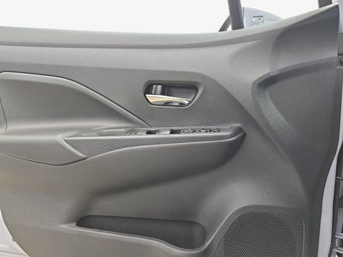 Used 2025 Nissan Versa SV w/ Trunk Package FWD image 23