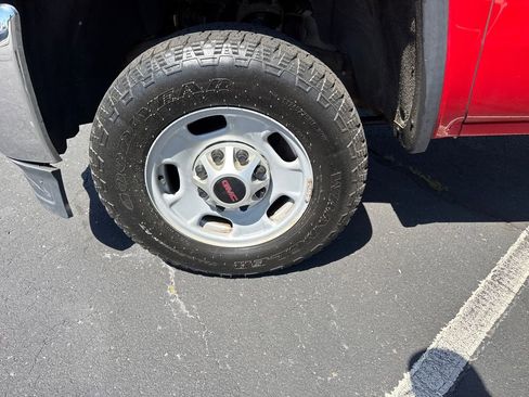 Used 2015 GMC Sierra 2500 2WD Regular Cab image 31
