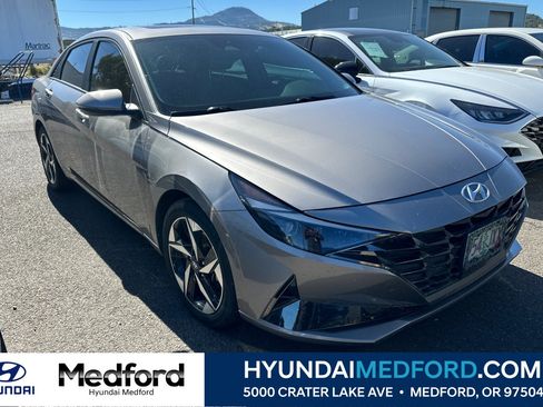 Certified 2023 Hyundai Elantra Limited w/ Preferred Accessory Package FWD image 1