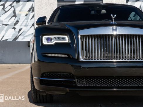Used 2017 Rolls-Royce Wraith image 5