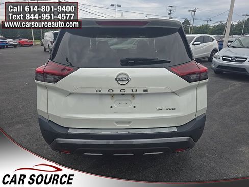 Used 2022 Nissan Rogue SL w/ SL Premium Package image 4