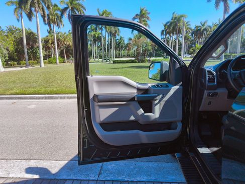 Used 2016 Ford F150 XLT w/ Equipment Group 301A Mid AWD/4WD image 22