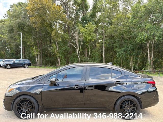 Used 2020 Nissan Versa SR FWD image 2