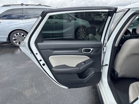 Used 2024 Honda Civic EX-L image 18