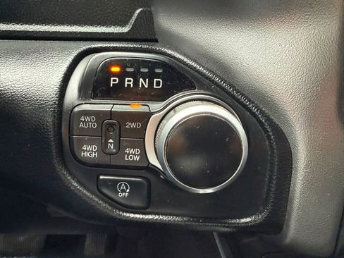 Used 2019 RAM 1500 Big Horn AWD/4WD image 10