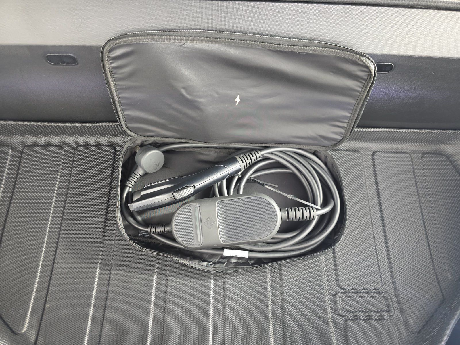 Used 2022 Rivian R1T Launch Edition AWD/4WD image 14