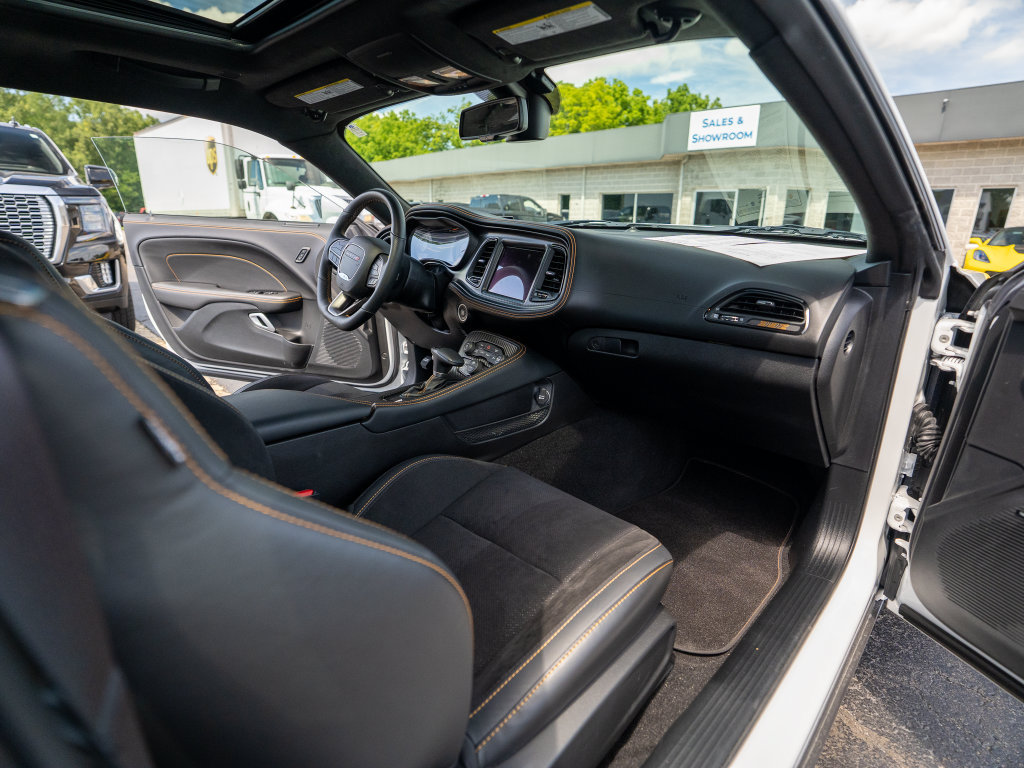 Used 2022 Dodge Challenger R/T Scat Pack RWD image 12