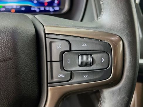 Used 2023 Chevrolet Suburban High Country AWD/4WD image 36