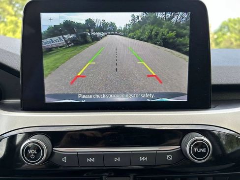 Used 2022 Ford Escape SE w/ Convenience Package AWD/4WD image 16