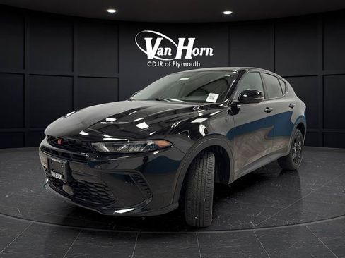 Used 2024 Dodge Hornet GT Plus w/ GT Blacktop Package AWD/4WD image 3