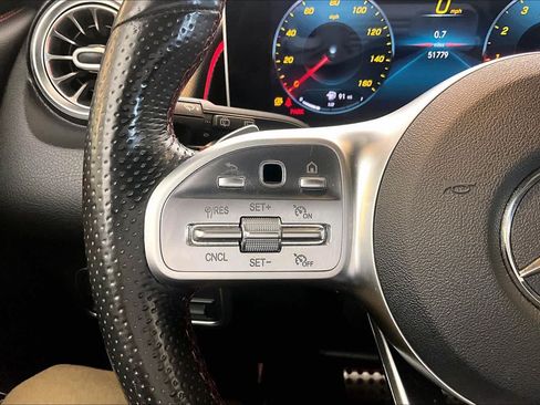 Used 2021 Mercedes-Benz GLB 250 image 22