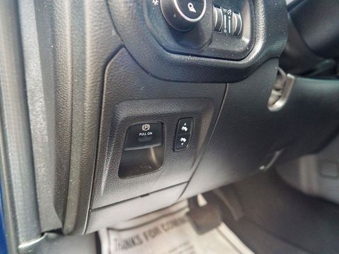 Used 2019 RAM 1500 Big Horn AWD/4WD image 21