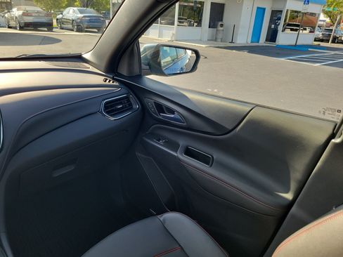 Used 2024 Chevrolet Equinox RS w/ RS Leather Package FWD image 13