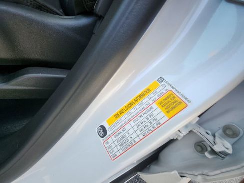 Certified 2023 Chevrolet Traverse High Country image 39