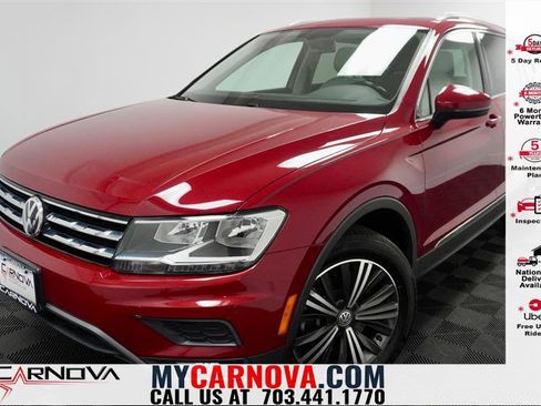 Used 2018 Volkswagen Tiguan SEL image 1
