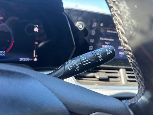 Used 2025 Chevrolet Trax LT w/ LT Convenience Package image 19