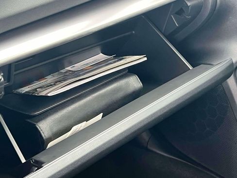 Used 2025 Subaru Forester Premium image 10