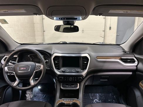 Used 2023 GMC Acadia SLE w/ Driver Convenience Package FWD image 20
