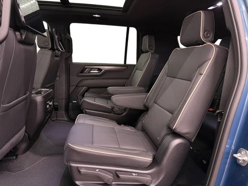New 2026 GMC Yukon XL Elevation w/ Elevation Premium Package image 10