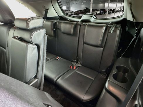 Used 2017 Toyota Highlander Limited FWD image 31