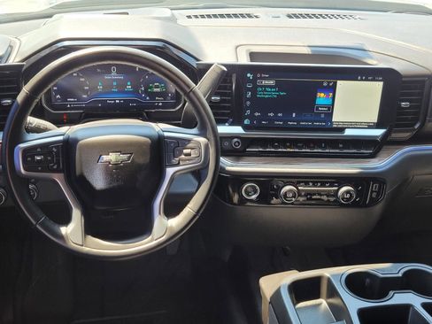 Used 2024 Chevrolet Silverado 1500 RST RWD image 16