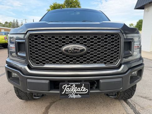 Used 2019 Ford F150 Lariat w/ Equipment Group 502A Luxury AWD/4WD image 3