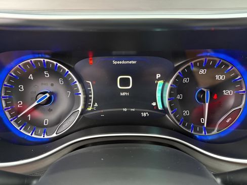 New 2026 Chrysler Pacifica Pinnacle image 27