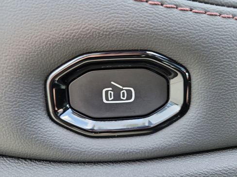 New 2025 Jeep Wagoneer S Limited image 20