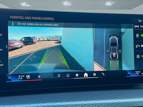 Used 2025 BMW i4 eDrive40 w/ Premium Package image 23