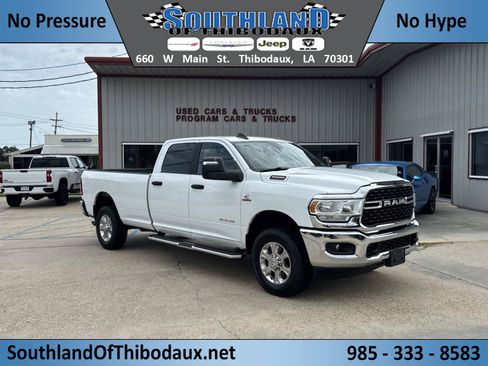 Used 2024 RAM 2500 Big Horn AWD/4WD image 1