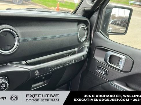 Used 2022 Jeep Wrangler Unlimited Rubicon 4xe image 21