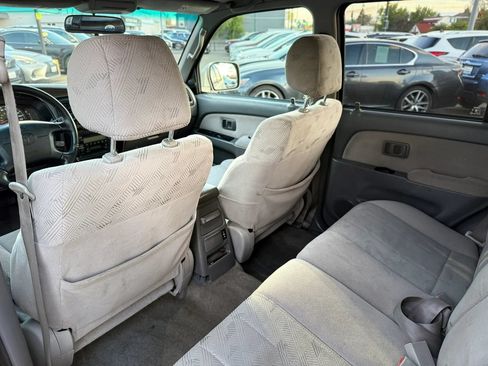 Used 2002 Toyota 4Runner SR5 AWD/4WD image 14