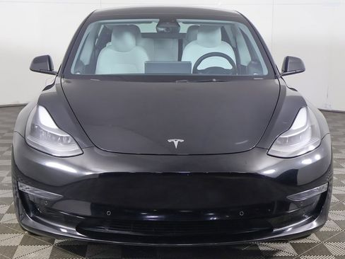 Used 2022 Tesla Model 3 Performance image 11