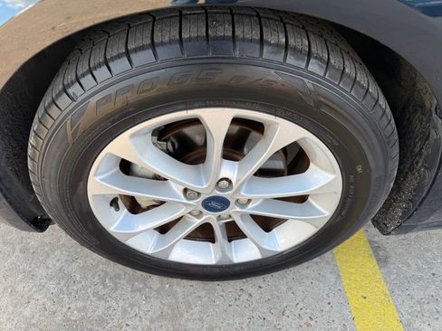 Used 2020 Ford Fusion SE image 40