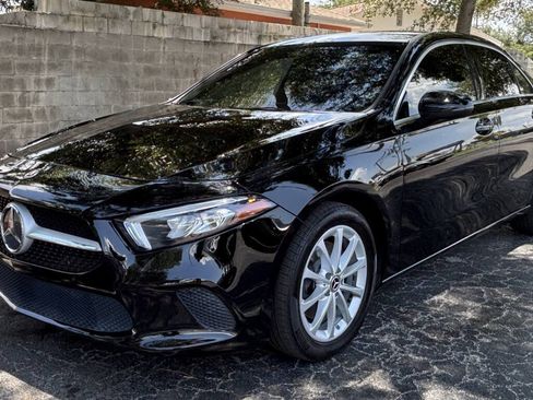 Used 2020 Mercedes-Benz A 220 4MATIC image 1