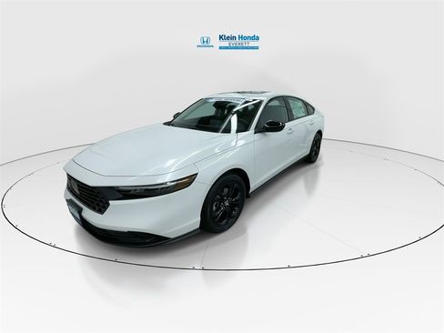 New 2025 Honda Accord SE image 6