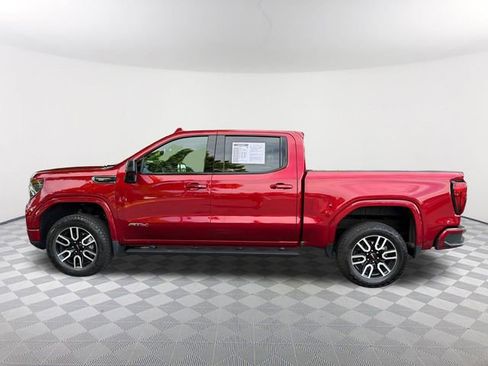 Used 2023 GMC Sierra 1500 AT4 w/ AT4 Premium Package AWD/4WD image 8