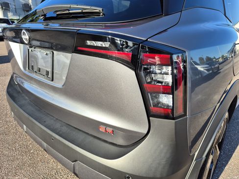 Certified 2025 Nissan Kicks SR FWD image 12
