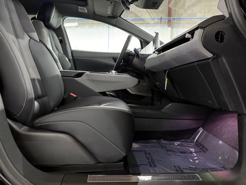 New 2026 Cadillac Optiq Sport 1 w/ LPO, Floor Liner Package image 50