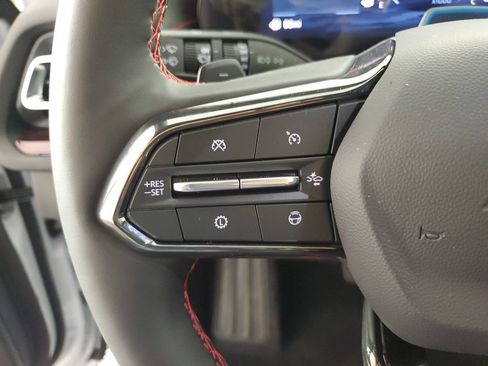New 2026 Chevrolet Traverse RS w/ LPO, Floor Liner Package FWD image 23