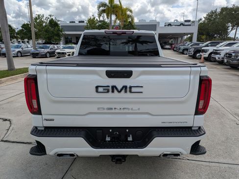 Used 2025 GMC Sierra 1500 Denali Ultimate AWD/4WD image 5