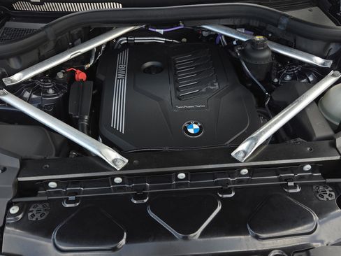 Used 2021 BMW X5 xDrive40i w/ Convenience Package image 23