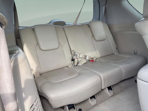 Used 2016 INFINITI QX80 4WD w/ Deluxe Technology Package image 31