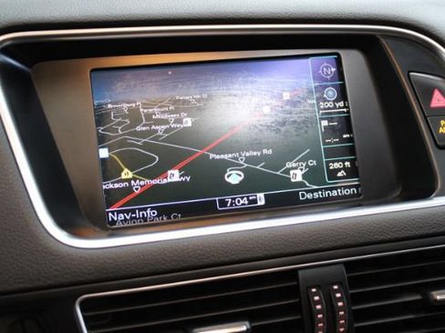 Used 2012 Audi Q5 2.0T Premium Plus AWD/4WD image 18