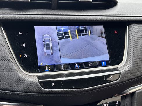 Used 2023 Cadillac XT5 Premium Luxury w/ Technology Package image 25