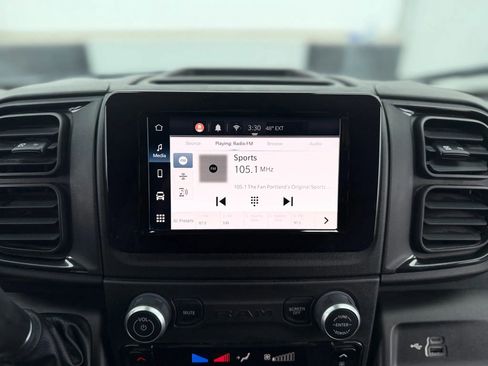 Used 2023 RAM ProMaster 1500 w/ Driver Convenience Group image 19