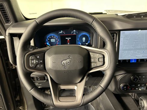 New 2025 Ford Bronco Badlands image 30
