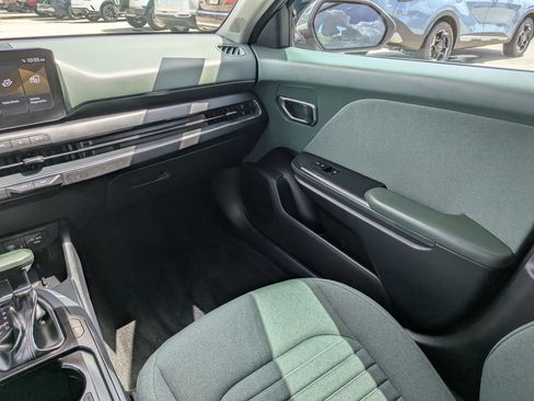 Certified 2025 Kia K4 EX FWD image 16