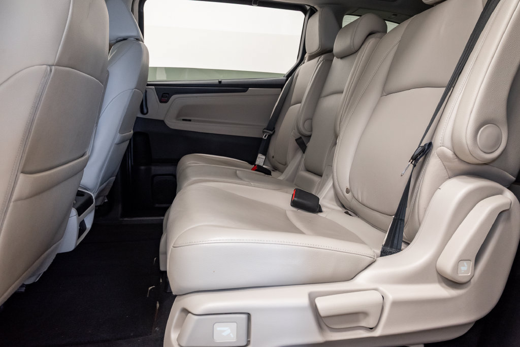 Used 2025 Honda Odyssey EX-L image 32